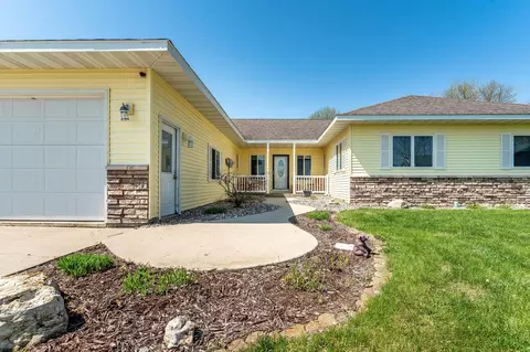 204 Meadow Cir, Ashby, MN 56309 photo 3