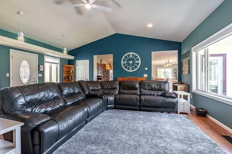 204 Meadow Cir, Ashby, MN 56309 photo 7