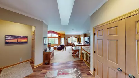 2704 Campus Ln, Albert Lea, MN 56007 photo 2