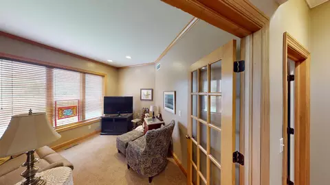 2704 Campus Ln, Albert Lea, MN 56007 photo 8