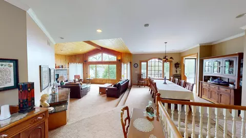 2704 Campus Ln, Albert Lea, MN 56007 photo 3