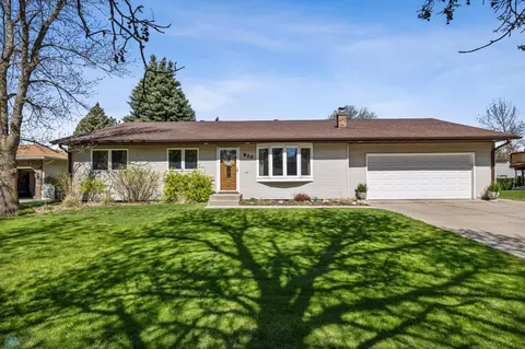 820 7th St E, West Fargo, ND 58078