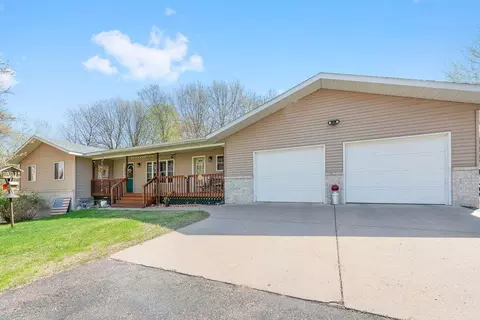 20 Forest Hill Ln, Swanville, MN 56382