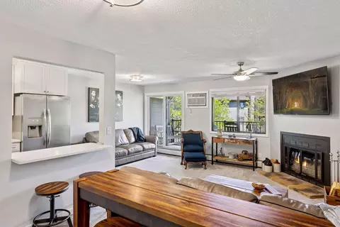 7501 W 101st St #311, Bloomington, MN 55438