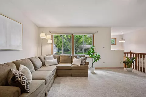 5774 114th Pl N, Champlin, MN 55316 photo 9