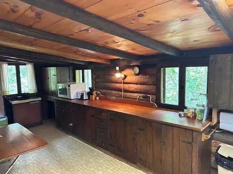 Kitchen - 615 Kellys Lots, Ely, MN 55731 photo 3 of 6