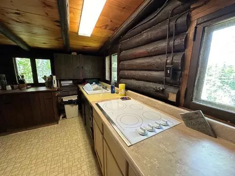 Kitchen - 615 Kellys Lots, Ely, MN 55731 photo 5 of 6