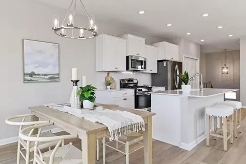 Dining - 4730 Bottlebrush Ln, Minnetrista, MN 55331 photo 1 of 5