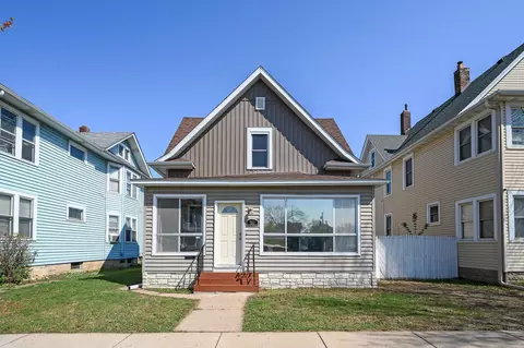 751 Edmund Ave, Saint Paul, MN 55104