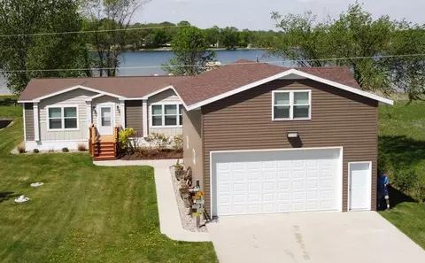 20491 SE Wall Lake Dr, Fergus Falls, MN 56537