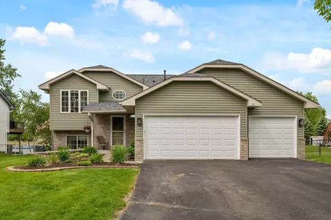 14380 Geneva Ave N, Hugo, MN 55038