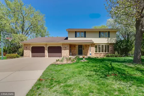 6672 Edgemont Blvd N, Brooklyn Park, MN 55428