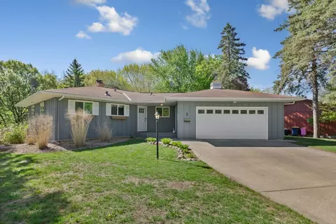 5 Botsford Cir, Faribault, MN 55021