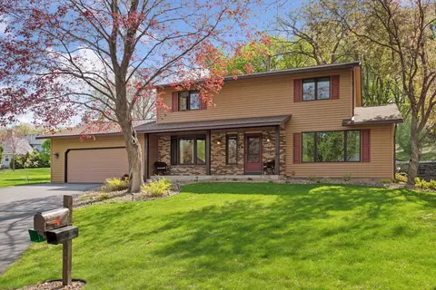 1421 Muir Ln, Burnsville, MN 55337