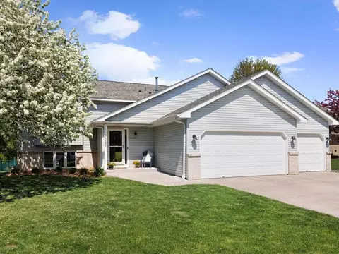 7062 Eagle Trl, Centerville, MN 55038 photo 4