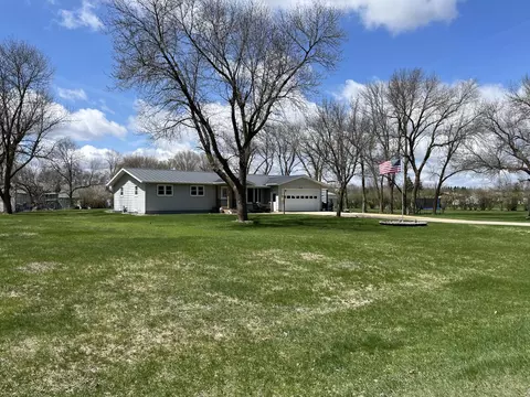 2250 18th Ave, Windom, MN 56101 photo 47