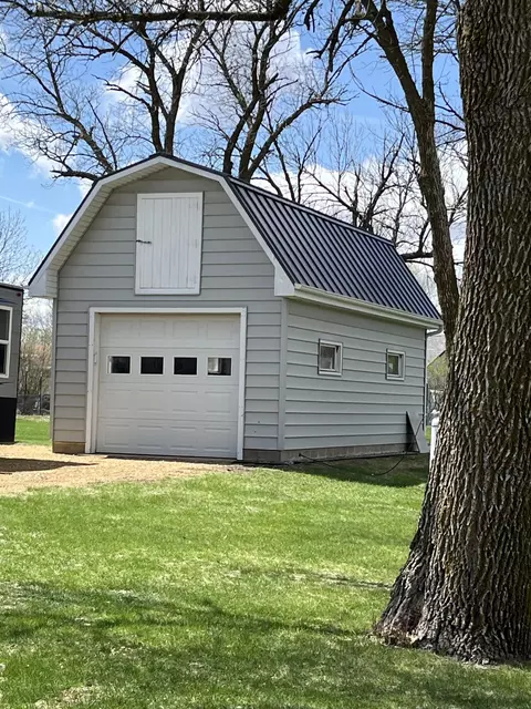 2250 18th Ave, Windom, MN 56101 photo 44