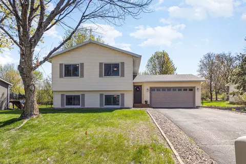 14707 Burnell Park Dr, Burnsville, MN 55306