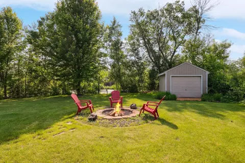 6913 Sumac Ct, Centerville, MN 55038 photo 2