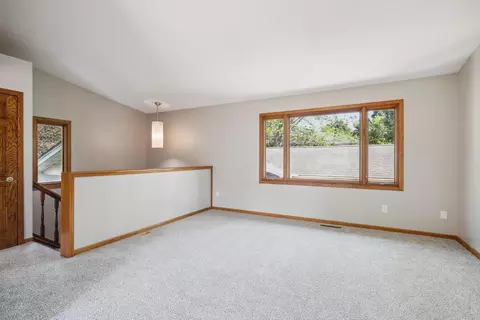 6913 Sumac Ct, Centerville, MN 55038 photo 20