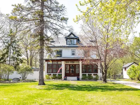 1144 Summit Ave, Detroit Lakes, MN 56501