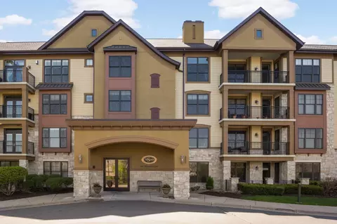 1320 Riverside Ln #307, Mendota Heights, MN 55118