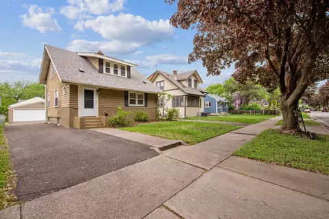 1485 Holton St, Saint Paul, MN 55108