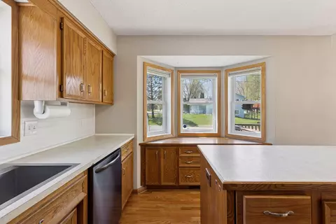 Kitchen - 4291 Augusta Ln, Eagan, MN 55123 photo 5 of 5