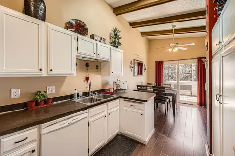 3803 Laurel Ct, Eagan, MN 55122 photo 8