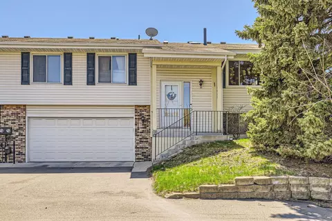 3803 Laurel Ct, Eagan, MN 55122