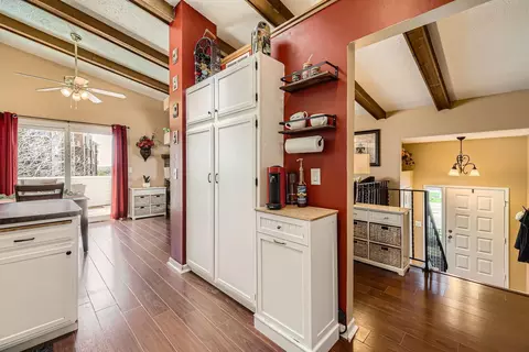 3803 Laurel Ct, Eagan, MN 55122 photo 11