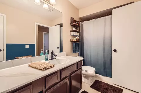 3803 Laurel Ct, Eagan, MN 55122 photo 15