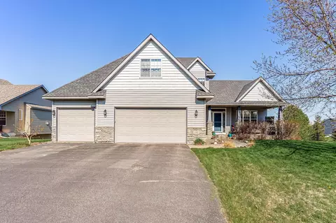 1103 Park Ln SE, New Prague, MN 56071