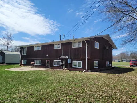 Exterior - 1710 11th Ave S, Saint Cloud, MN 56301 photo 7 of 10