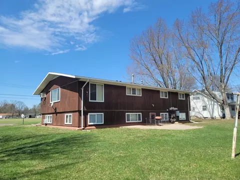 Exterior - 1710 11th Ave S, Saint Cloud, MN 56301 photo 6 of 10