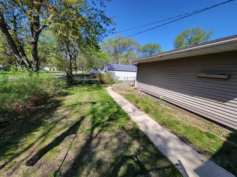 821 11th St SE, Saint Cloud, MN 56304 photo 8
