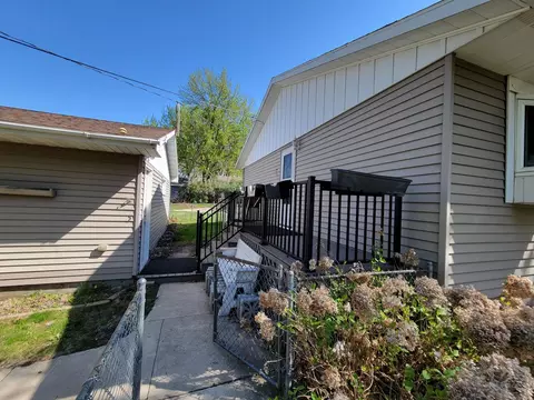 821 11th St SE, Saint Cloud, MN 56304 photo 9