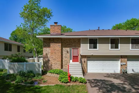 2208 Oregon Ct, Saint Louis Park, MN 55426