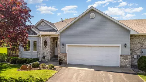 1012 136th Ln NE, Ham Lake, MN 55304