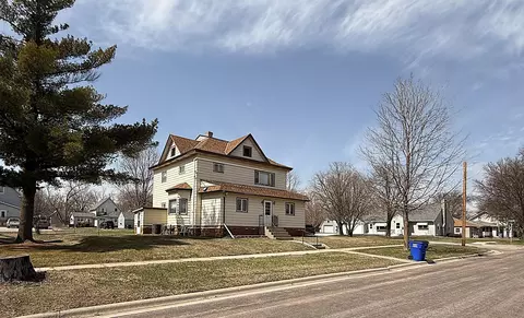 321 Western Ave, Madison, MN 56256