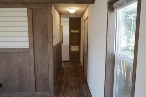 Entry Way - 18 Bubalo Dr, Duluth, MN 55808 photo 1 of 1