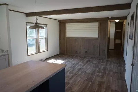 Living - 18 Bubalo Dr, Duluth, MN 55808 photo 1 of 1