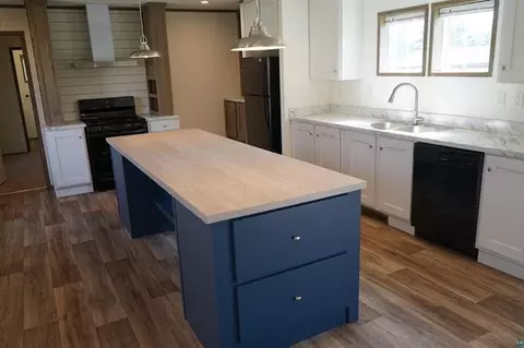 Kitchen - 18 Bubalo Dr, Duluth, MN 55808 photo 1 of 3