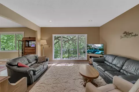 Living - 416 19th St NW, Willmar, MN 56201 photo 1 of 5