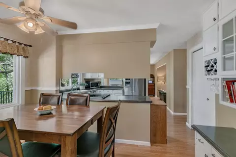 Dining - 416 19th St NW, Willmar, MN 56201 photo 3 of 4