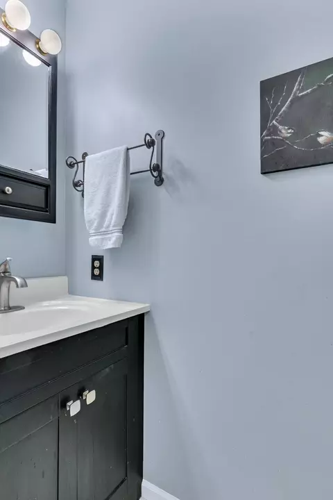 Bath - 416 19th St NW, Willmar, MN 56201 photo 2 of 2