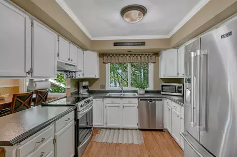 Kitchen - 416 19th St NW, Willmar, MN 56201 photo 1 of 2
