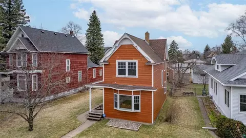 2325 John Ave, Superior, WI 54880