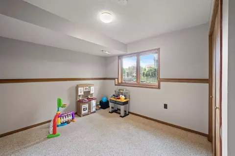 Bedroom - 778 Sunset Dr, Eagan, MN 55123 photo 5 of 5