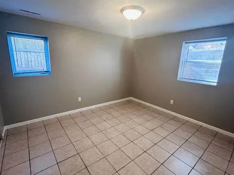 322 Baker St E, Saint Paul, MN 55107 photo 15